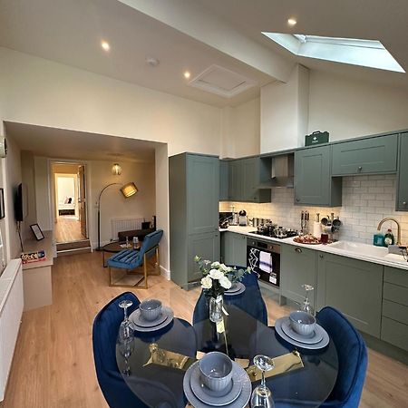 Central Cambridge Apartments By Tas Ngoại thất bức ảnh