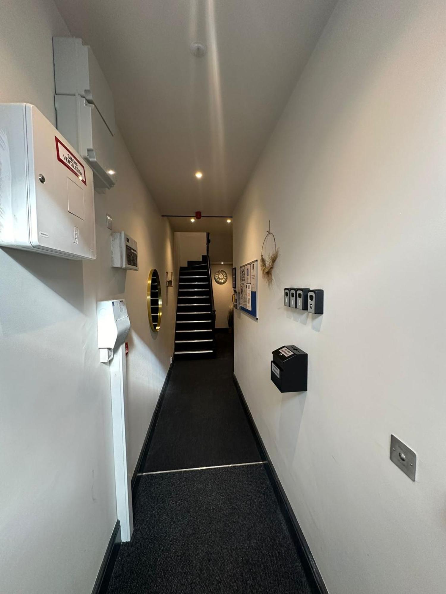 Central Cambridge Apartments By Tas Ngoại thất bức ảnh