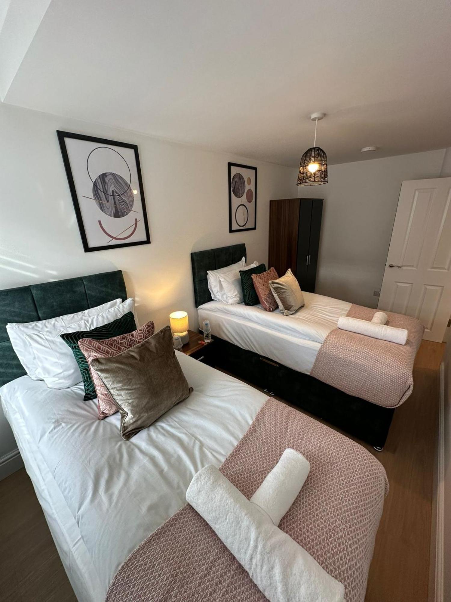 Central Cambridge Apartments By Tas Ngoại thất bức ảnh