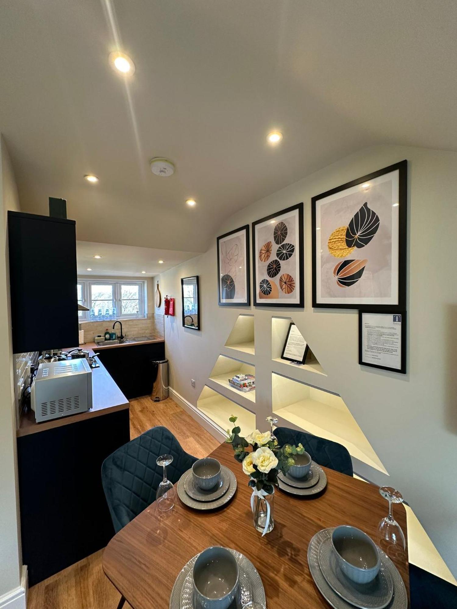 Central Cambridge Apartments By Tas Ngoại thất bức ảnh